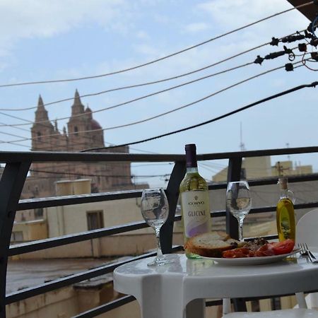 Mellieha Town Centre Bright & Spacious 3 Bedroom Apartment Extérieur photo