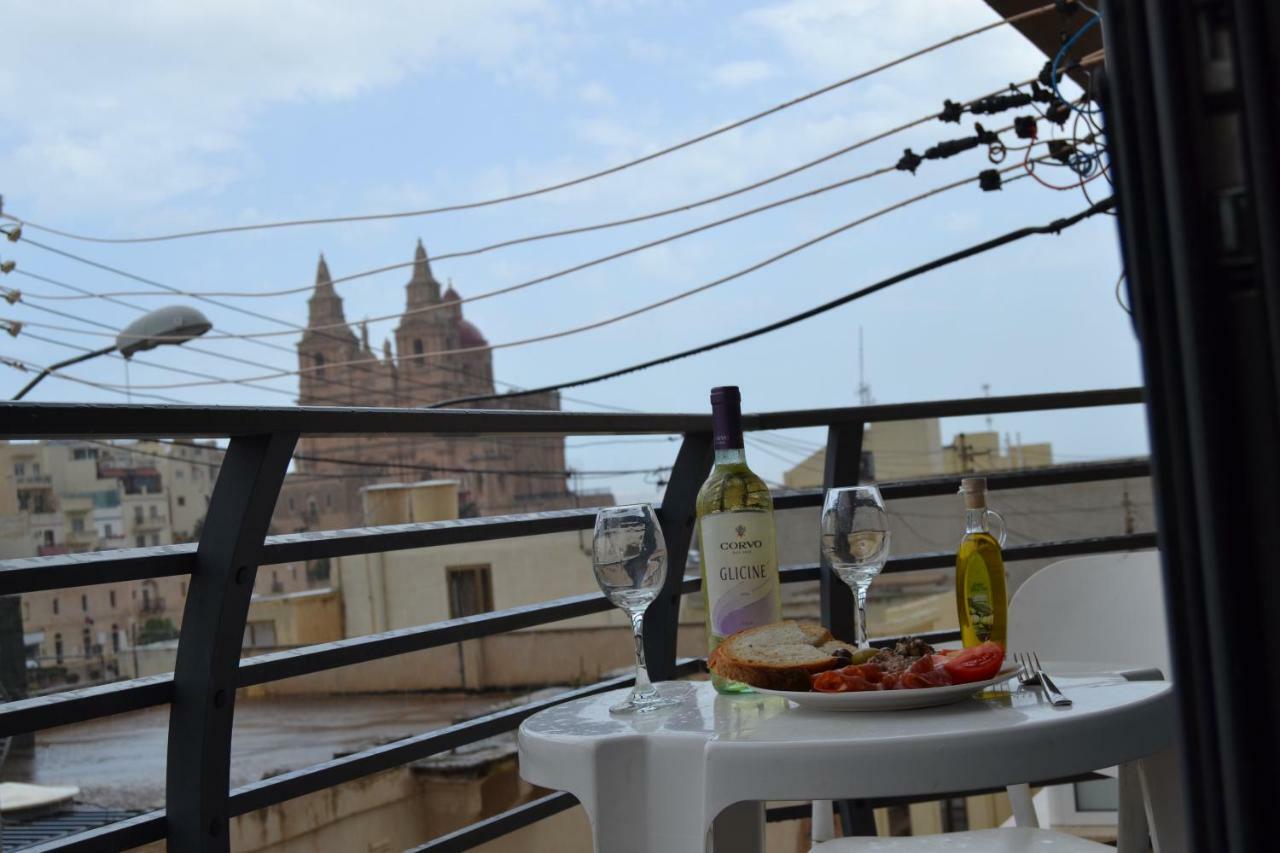 Mellieha Town Centre Bright & Spacious 3 Bedroom Apartment Extérieur photo