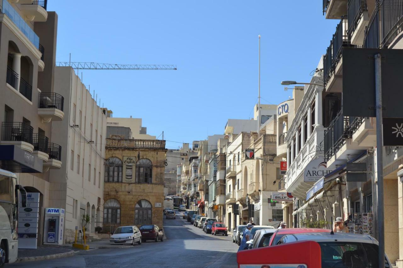 Mellieha Town Centre Bright & Spacious 3 Bedroom Apartment Extérieur photo